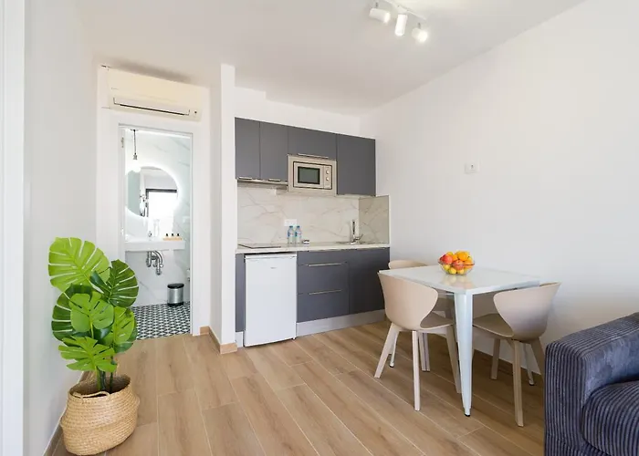 Homeforguest Moderno En