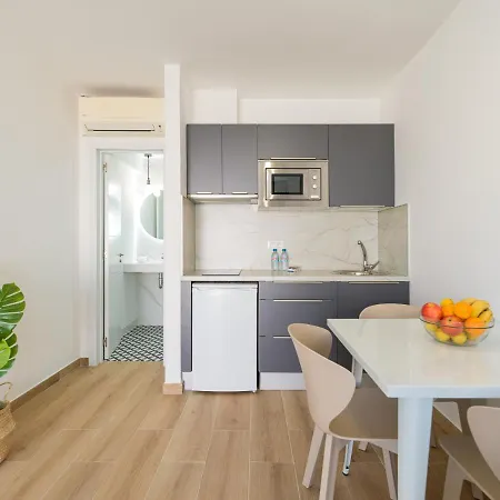Homeforguest Moderno En Apartman *