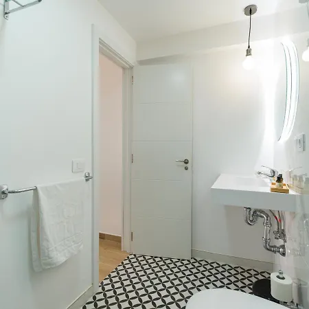 Homeforguest Moderno En