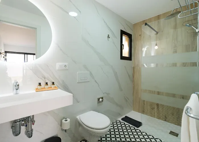 公寓 Homeforguest Moderno En