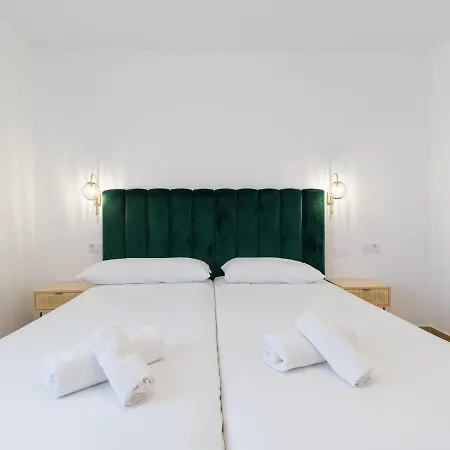 Homeforguest Moderno En 아파트